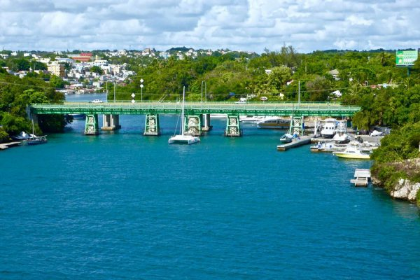 移民圣卢西亚条件是什么